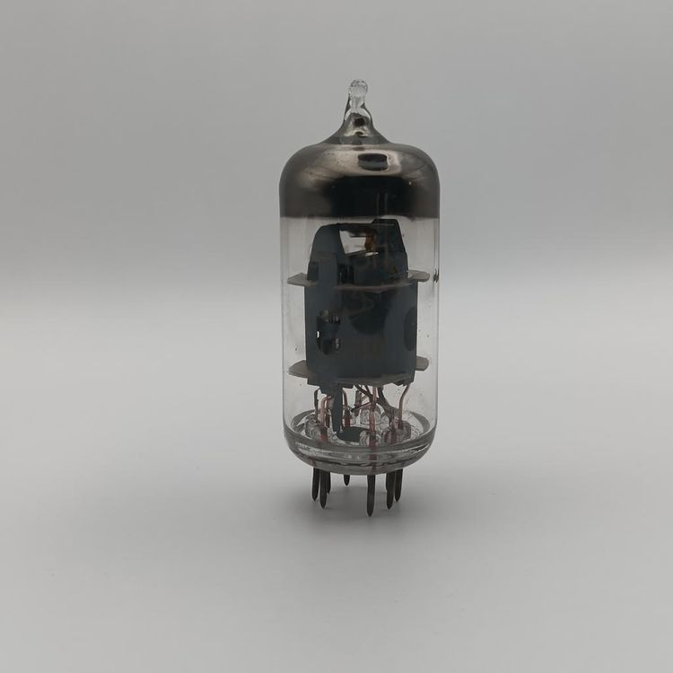 Радиолампа 6К13П